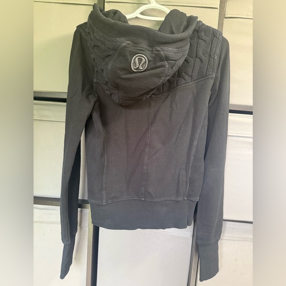 🍋 Lululemon Cable Knit Zip Hoodie - Picture 2 of 5